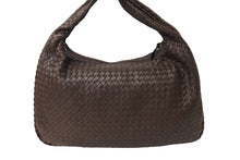 Load image into Gallery viewer, BOTTEGAVENETA ボッテガヴェネタ イントレチャート ワンショルダーバッグ 115654 V0013 2040 ラムスキン ゴールド金具 美品 中古 65197