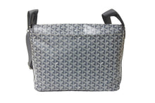 画像をギャラリービューアに読み込む, 新品未使用 GOYARD ゴヤール カペシアン バッグMM メッセンジャーバッグ ショルダーバッグ グレー シルバー金具 65252