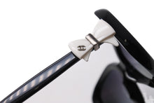 Load image into Gallery viewer, CHANEL シャネル サングラス 眼鏡 ココマーク サイドリボン 5170-A サイズ58□17 135 3N ブラック 美品 中古 65278