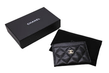 Load image into Gallery viewer, 未使用品 CHANEL シャネル クラシック カードケース ココマーク キャビアスキン グレインドカーフスキン AP0213 ブラック ゴールド 中古 65302