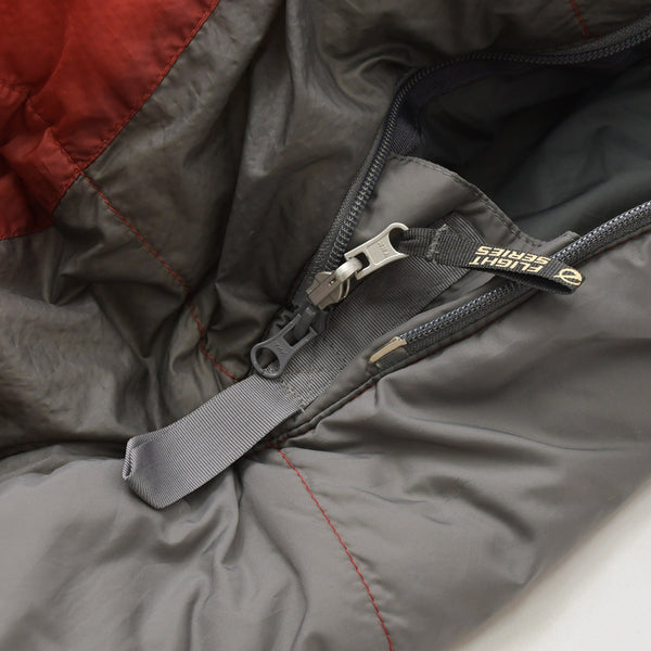 THE NORTH FACE ザノースフェイス クロムハーツカスタム リメイク クロスパッチ セメタリークロスパッチ 寝袋 寝具 レッド グレー 美品 中古 4a006532