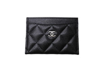画像をギャラリービューアに読み込む, 新品同様 CHANEL シャネル カードケース ココマーク キャビアスキン シリアルランダム ブラック シルバー金具 中古 65417 正規品
