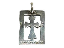 Load image into Gallery viewer, CHROME HEARTS クロムハーツ フレームドオープン CHベビーファットチャーム ペンダントトップ 重量4.6g シルバー925 美品 中古 65438