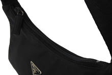 Load image into Gallery viewer, PRADA プラダ ホーボー ハンドバッグ ワンショルダーバッグ MV515 トライアングルロゴ ナイロン ブラック 美品 中古 65445