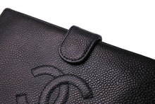 画像をギャラリービューアに読み込む, CHANEL シャネル 折り財布 長財布 がま口 デカココ キャビアスキン フランス製 ブラック ゴールド金具 美品 中古 65542