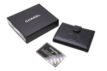画像をギャラリービューアに読み込む, 極美品 CHANEL シャネル ココマーク 二つ折り財布 がま口 キャビアスキン 6番台 ゴールド金具 ブラック 中古 65547