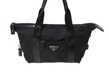 画像をギャラリービューアに読み込む, PRADA プラダ トライアングルロゴ ハンドバッグ テスートナイロン レザー イタリア製 ブラック シルバー金具 美品 中古 65551