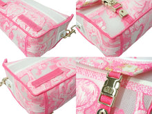 Load image into Gallery viewer, [USED/中古]Christian Dior クリスチャンディオール ショルダーバッグ ディオールキャンプ スモールバッグ ピンク ホワイト キャンバス M1241ORVJ ゴールド金具 Cランク 中古 65560