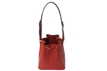 Load image into Gallery viewer, LOUIS VUITTON ルイヴィトン エピ ノエ 巾着ショルダーバッグ M44007 カスティリアンレッド レザー ゴールド金具 良品 中古 65566