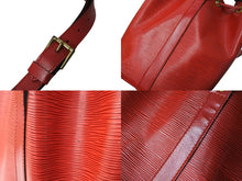 Load image into Gallery viewer, LOUIS VUITTON ルイヴィトン エピ ノエ 巾着ショルダーバッグ M44007 カスティリアンレッド レザー ゴールド金具 良品 中古 65566