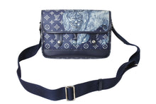 画像をギャラリービューアに読み込む, 極美品 LouisVuitton ルイヴィトン メッセンジャーPM ライオン モノグラム サバンナ ショルダーバッグ M54248 ネイビー 中古 65615