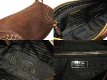 画像をギャラリービューアに読み込む, PRADA プラダ ワンショルダーバッグ トライアングルロゴ レザー ブラウン ゴールド金具 イタリア製 美品 中古 65702