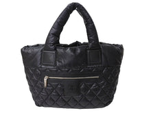 Load image into Gallery viewer, 極美品 CHANEL シャネル コココクーン スモールトート ハンドバッグ A48610 16番台 キルティング ココマーク ブラック シルバー金具 中古 65708