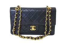 画像をギャラリービューアに読み込む, CHANEL シャネル チェーンショルダーバッグ マトラッセ23 Wフラップ ラムスキン 1番台 ブラック ゴールド 美品 中古 65737