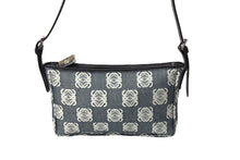 画像をギャラリービューアに読み込む, 極美品 LOEWE ロエベ アナグラム ハンドバッグ ワンショルダーバッグ ポーチ キャンバス シルバー金具 グレー 中古 65747