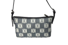 画像をギャラリービューアに読み込む, 極美品 LOEWE ロエベ アナグラム ハンドバッグ ワンショルダーバッグ ポーチ キャンバス シルバー金具 グレー 中古 65747