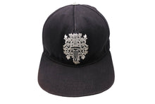 Load image into Gallery viewer, CHROME HEARTS クロムハーツ トラッカーキャップ ダガー 刺繍 ONE SIZE 53-60 ブラック コットン シルバー925 良品 中古 65771
