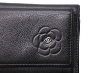 画像をギャラリービューアに読み込む, CHANEL シャネル 3つ折り財布 カメリア コンパクト 13番台 型番なし レザー シルバー金具 ブラック 美品 中古 65828