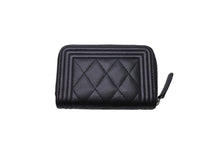 Load image into Gallery viewer, 極美品 CHANEL シャネル コインケース 財布 ボーイ ラウンドファスナー キャビアスキン A80602 シルバー金具 ブラック 美品 中古 65829