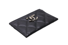 Load image into Gallery viewer, 極美品 CHANEL シャネル カードケース ココマーク ラインストーン マトラッセ ブラック キャビアスキン AP3343 中古 65844