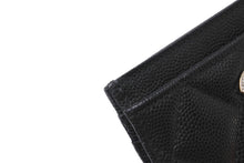 Load image into Gallery viewer, 極美品 CHANEL シャネル カードケース ココマーク ラインストーン マトラッセ ブラック キャビアスキン AP3343 中古 65844