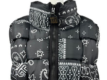 Load image into Gallery viewer, KAPITAL キャピタル ダウンベスト ペイズリー バンダナ柄 ブラック ポリエステル K2209SJ029 美品 中古 65911