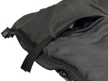 Load image into Gallery viewer, KAPITAL キャピタル ダウンベスト ペイズリー バンダナ柄 ブラック ポリエステル K2209SJ029 美品 中古 65911