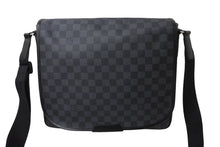 Load image into Gallery viewer, 新品同様品 LOUIS VUITTON ルイヴィトン ショルダーバッグ ダニエルMM N58029 ダミエグラフィットブラック シルバー金具 中古 65926