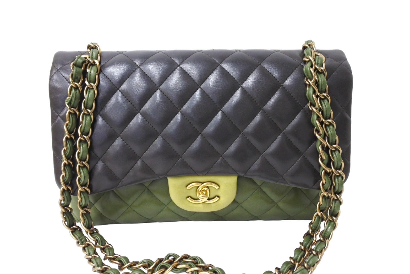 極美品 CHANEL シャネル チェーンショルダーバッグ マトラッセ30cm 抹茶 京都 Wフラップラップ グリーン 18番台 中古 65935 –  Casanova Vintage