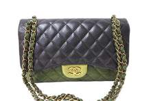 Load image into Gallery viewer, 極美品 CHANEL シャネル チェーンショルダーバッグ マトラッセ30cm 抹茶 京都 Wフラップラップ グリーン 18番台 中古 65935