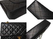 Load image into Gallery viewer, CHANEL シャネル マトラッセ25 チェーンショルダーバッグ 3番台 Wチェーン Wフラップ ココマーク ラムスキン ブラック 美品 中古 65938