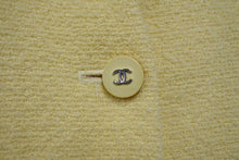 画像をギャラリービューアに読み込む, CHANEL シャネル ウール ジャケット イエロー 黄色 ココマーク ココボタン BOUTIQUE ロゴ アウター 美品 中古 65955