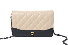 Load image into Gallery viewer, CHANEL シャネル ガブエルドゥチェーンウォレットバッグ キャビアスキン マトラッセ 27番台 ブラック ピンクベージュ 美品 中古 65975