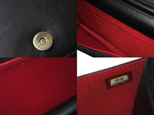 Load image into Gallery viewer, CHANEL シャネル ガブエルドゥチェーンウォレットバッグ キャビアスキン マトラッセ 27番台 ブラック ピンクベージュ 美品 中古 65975