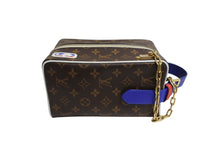 画像をギャラリービューアに読み込む, LOUIS VUITTON ルイヴィトン クラッチバッグ クロークルームドロップキット M45588 モノグラム NBA 美品 中古 65982