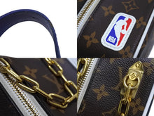 画像をギャラリービューアに読み込む, LOUIS VUITTON ルイヴィトン クラッチバッグ クロークルームドロップキット M45588 モノグラム NBA 美品 中古 65982