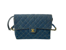 画像をギャラリービューアに読み込む, 激レア CHANEL シャネル マトラッセ デニム チェーンリュック ココマーク ブルー ゴールド金具 美品 中古 65977