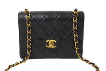 画像をギャラリービューアに読み込む, CHANEL シャネル ミニマトラッセ チェーンショルダーバッグ 3番台 1995年 ラムスキン ブラック ゴールド金具 美品 中古 66002