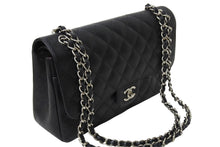 画像をギャラリービューアに読み込む, 新品同様 CHANEL シャネル チェーンショルダーバッグ マトラッセ30 キャビアスキン Wフラップ A58600 ブラック シルバー 15番台 中古 66010