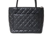 画像をギャラリービューアに読み込む, CHANEL シャネル 復刻トートバッグ ハンドバッグ 6番台 グレインドカーフスキン ブラック シルバー金具 美品 中古 66012