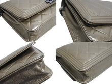 Load image into Gallery viewer, CHANEL シャネル ボーイシャネル チェーン ウォレット ショルダーバッグ ゴールド ラムスキン 20番台 シルバー金具 財布 ココマーク 美品 中古 66015