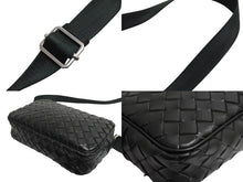 Load image into Gallery viewer, 極美品 BOTTEGAVENETA ボッテガヴェネタ イントレチャート カメラ バッグ ショルダーバッグ 710048 ブラック ラムスキン シルバー金具 中古 66024