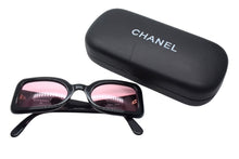 Load image into Gallery viewer, CHANEL シャネル ココマーク サングラス ブラック パープル アイウェア 眼鏡 ロゴ 05977 ゴールド金具 美品 中古 66070