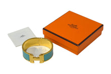 Load image into Gallery viewer, 極美品 HERMES エルメス クリクラックPM ブレスレット バングル ゴールド金具 メタル 中古 66088