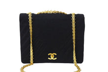 Load image into Gallery viewer, CHANEL シャネル チェーンショルダー バッグ ココマーク 0番台 ブラック A3656 マトラッセ コットン ゴールド金具 中古 66090