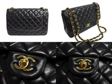 画像をギャラリービューアに読み込む, 極美品 CHANEL シャネル チェーンショルダーバッグ ラムスキン マトラッセ30 Wフラップ ブラックゴールド金具 24番台 中古 66164