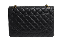 画像をギャラリービューアに読み込む, 極美品 CHANEL シャネル シングルフラップ チェーンショルダーバッグ デカマトラッセ 33cm 13番台 ラムスキン ブラック シルバー 中古 66165