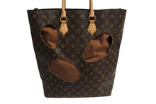 Load image into Gallery viewer, 新品同様 LOUIS VUITTON ルイヴィトン ウィズホールズ トートバッグ M40279 コムデギャルソン 川久保玲 2014 ゴールド金具 中古 66212