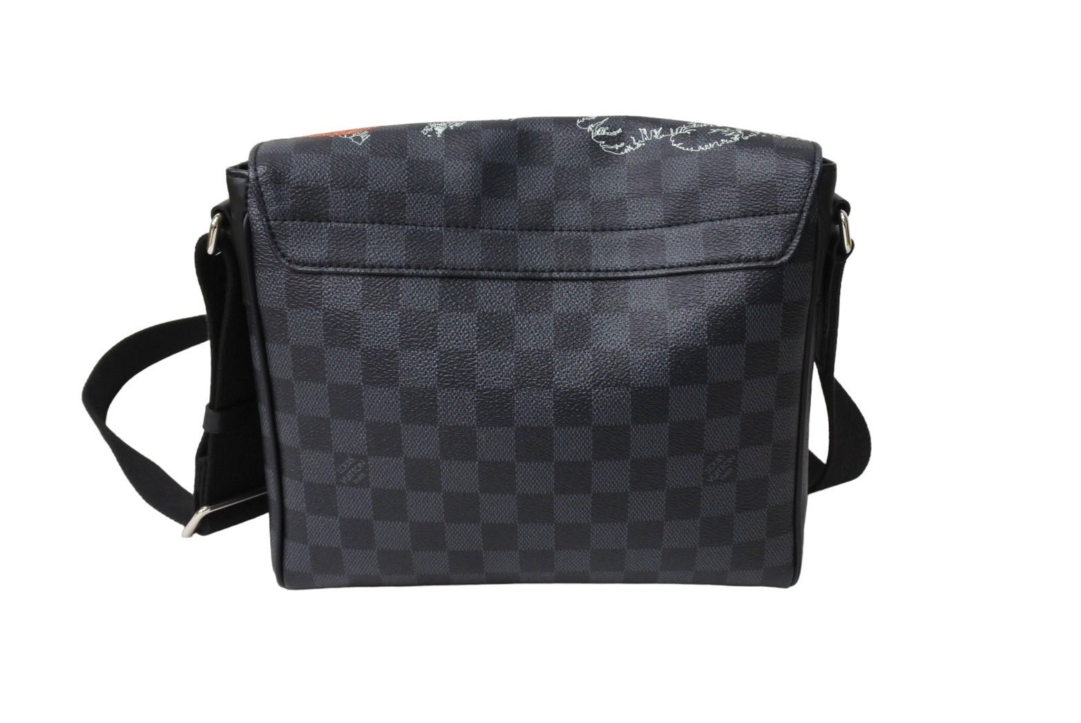 LOUIS VUITTON ルイヴィトン ディストリクトPM NM ショルダーバッグ N40238 ダミエ グラフィット シルバー金具 美品 中古  66254 – Casanova Vintage