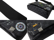 Load image into Gallery viewer, LOUIS VUITTON ルイヴィトン ディストリクトPM NM ショルダーバッグ N40238 ダミエ グラフィット シルバー金具 美品 中古 66254